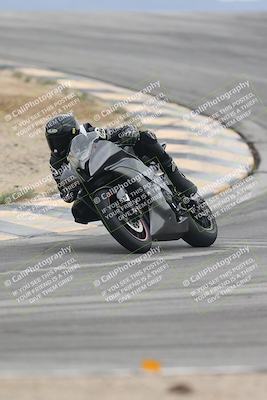 media/Sep-21-2025-Race Pace (Sun) [[98bf33ef95]]/Non Verified/1-Turns 9 and 10 (8am)/